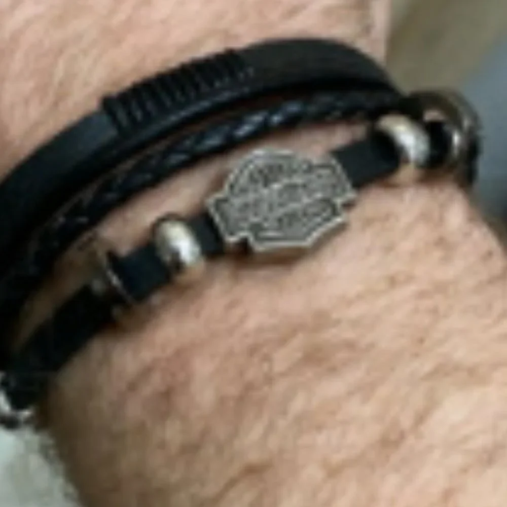 Brand New Harley Davidson HD Leather Wristband Bracelet
